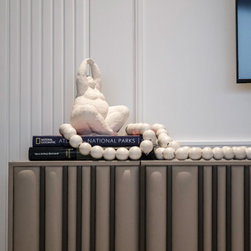 Bespoke Furniture Design: Elevating High-End Luxury Residential Interiors - Decorative Bowls