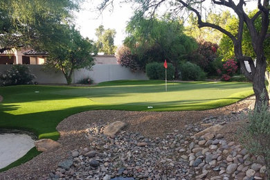 Design ideas for a traditional landscaping in Austin.