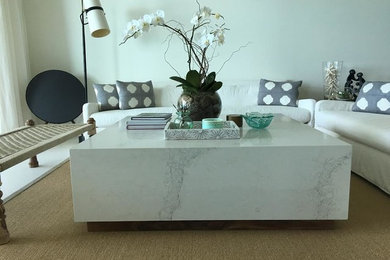 Family room - modern family room idea in New York