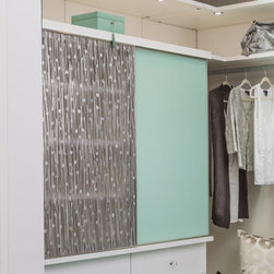 Sliding door with Hollywood Silver Ecoresin - Storage Cabinets