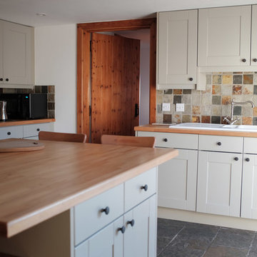 Traditional Shaker Kitchen