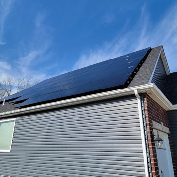 30 LG 425 watt panels