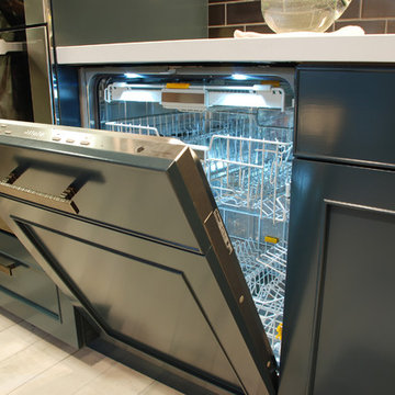 Vision Woodworks Inc Mercer Island Display Kitchen