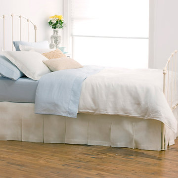 Rutherford Bed- Antique White