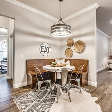 Upscale Farmhouse 14700 Everton Dr