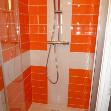 Rénovation salle d'eau-Blanc et Orange