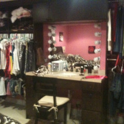 Teenager Closet - Closet Organizers