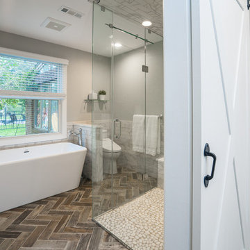 Urban Chic Bath Design - Newtown, PA