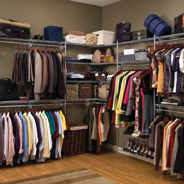 Master Bedroom Walk-In Closet