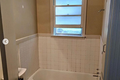 Bathroom - small transitional bathroom idea in Nashville