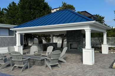 Example of a patio design in New York