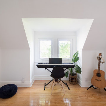 Roncesvalles Home