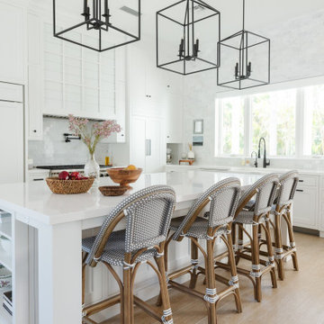 Modern Coastal Farmhouse Kitchen