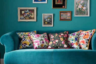 Inspiration for an eclectic family room in Valencia.