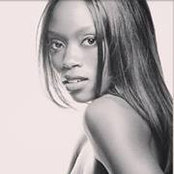 Simone Awor's photo