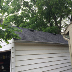Owens Corning Oakridge Onyx Black - Roofing And Gutters