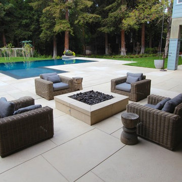 Arden-Arcade Perimeter Overflow Pool