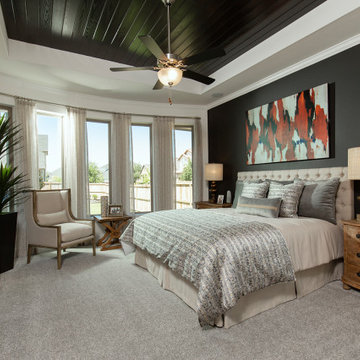 Traditional Bedroom
