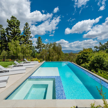 Cape Code Modern in Encino, CA