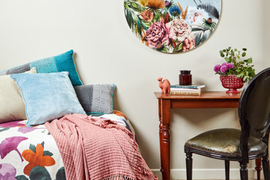 This is an example of a traditional bedroom in Melbourne.