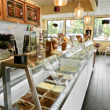 CRUZ CREAMERY / ICE CREAM & FROZEN YOGURT SHOP
