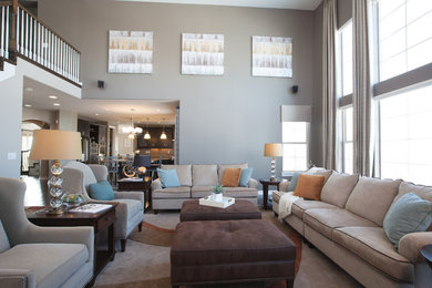 Home design - transitional home design idea in Denver