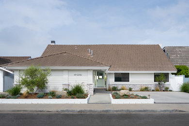 Example of a beach style exterior home design in Orange County
