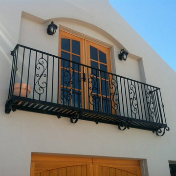Santa Barbara: Traditional Juilet Balcony & Window Box