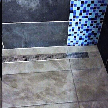 Modern Bathroom in Lutz - Tampa by Top Remodeling Contractor