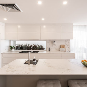 Kitchen with Splashback Window