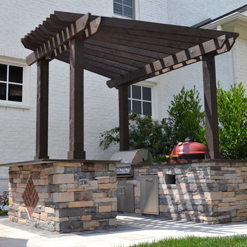 Outdoor Kitchen