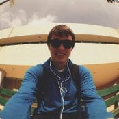 William Garos foto