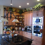 Marietta Home - Traditional - Kitchen - Atlanta - by CR Home Design K&B