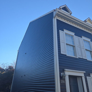Exterior Paint - Dark Shade