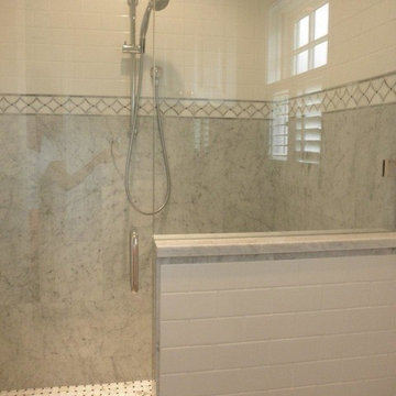 LO Traditional Bathroom