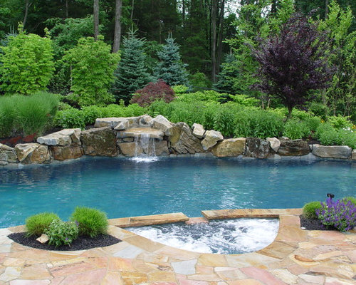 Award Winning 800 SQ FT Pool