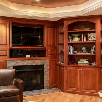 Custom Kitchen Cabinets