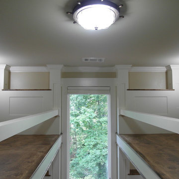 Lakehouse Bunk Room