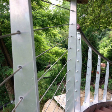 Living Retaining Wall, Bluff Trail & Restoration