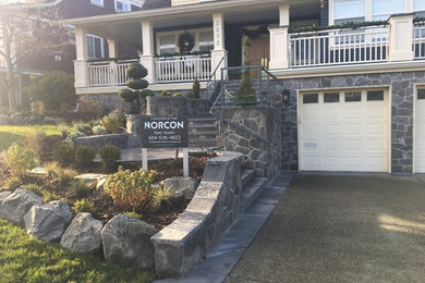 Inspiration for a craftsman home design remodel in Vancouver