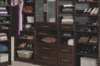 Inspiration for a closet remodel in Los Angeles