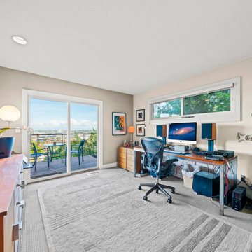 Rare Opportunity to Own MCM in the West Hills of Portland, OR
