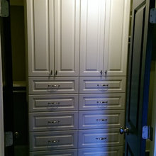 WALK IN CLOSET