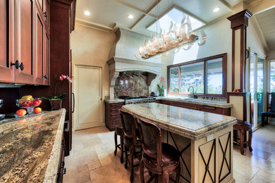 Kitchen - modern kitchen idea in San Francisco