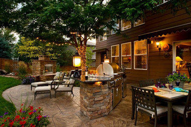 Example of a classic patio design in Denver