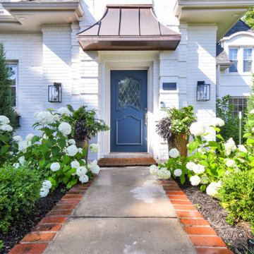 Simple design to complement traditional architecture