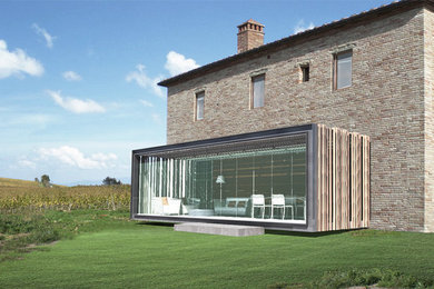 Photo of a contemporary home in Florence.
