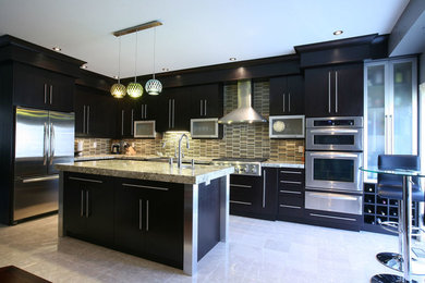 Trendy kitchen photo in Los Angeles