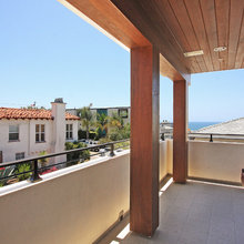 T Upstairs Deck
