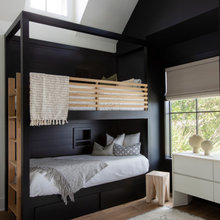 black blanket kids room